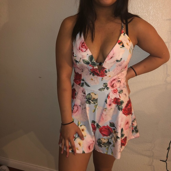 Windsor Floral Romper - Picture 1 of 2
